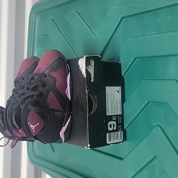 Jordan Retro 7 - Picture 2 of 4